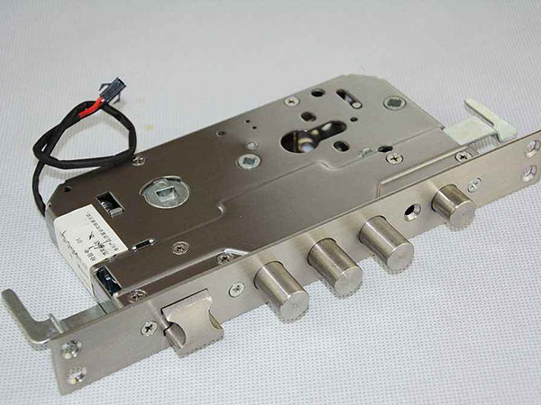 化州24小时上门开锁公司